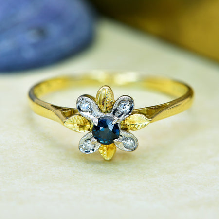 The Vintage 1971 Sapphire and Diamond Flower Ring - Antique Jewellers
