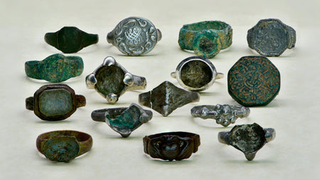 Various Ancient and Medieval Rings - Antique Jewellers