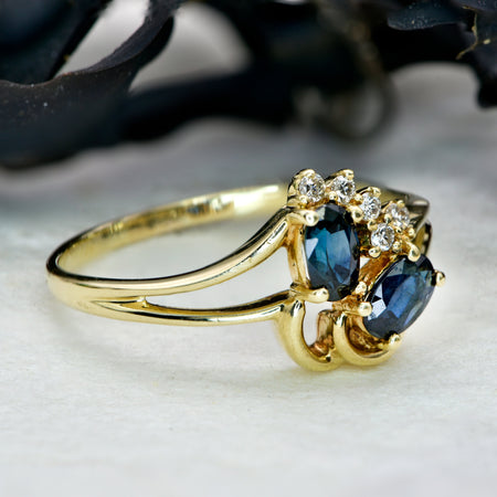 The Vintage 1991 Sapphire and Brilliant Cut Diamond Sculptural Ring - Antique Jewellers