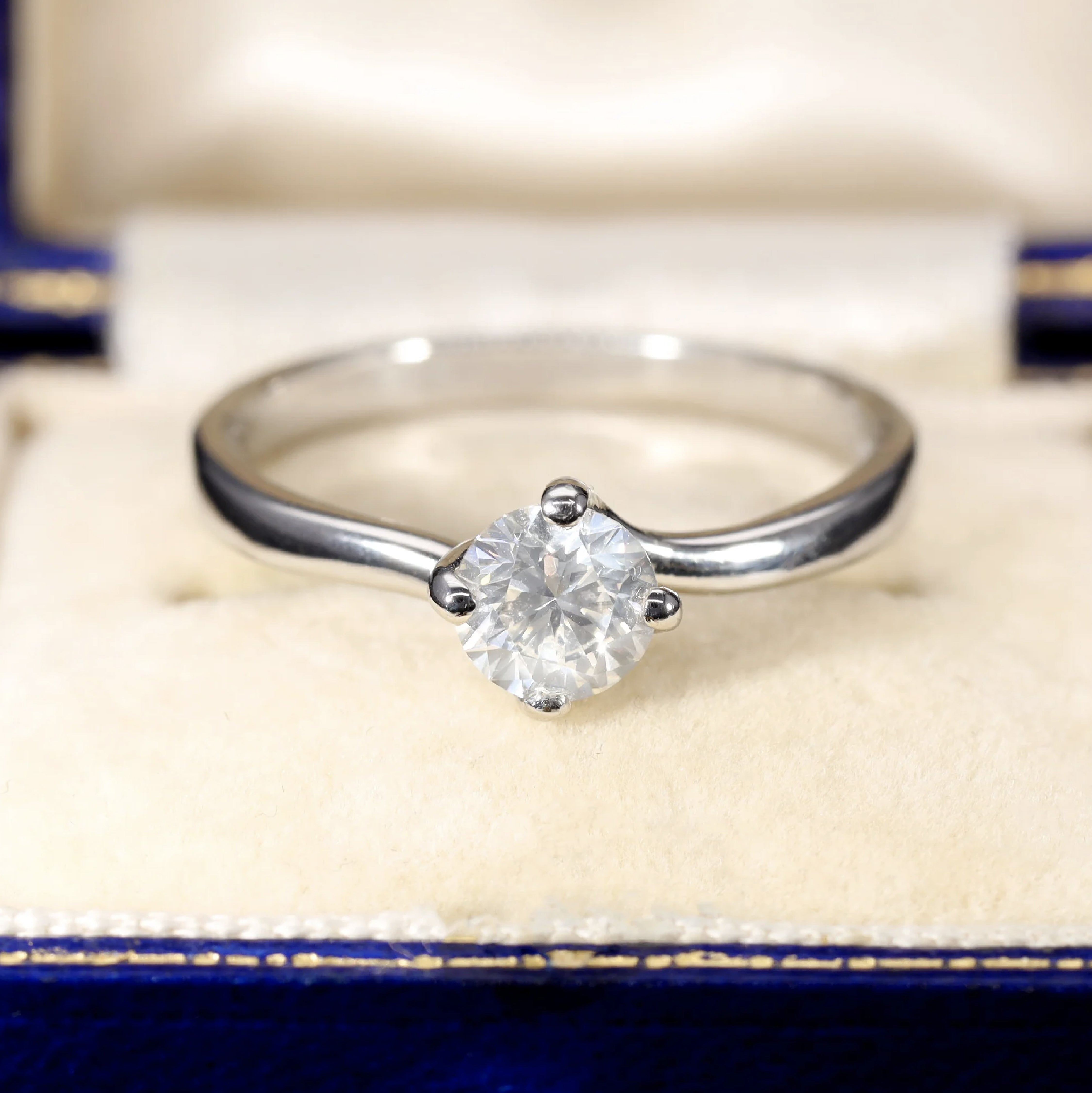 Antique Platinum Rings | Antique Jewellers