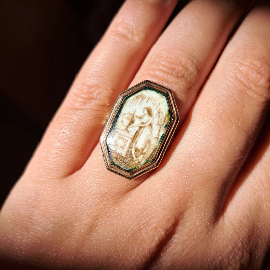 The Antique Georgian Urn and Willow Mourning Ring