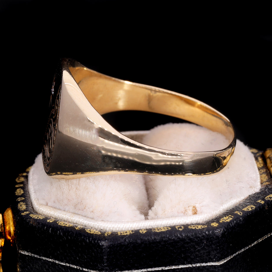 The Vintage Diamond Star Signet Ring