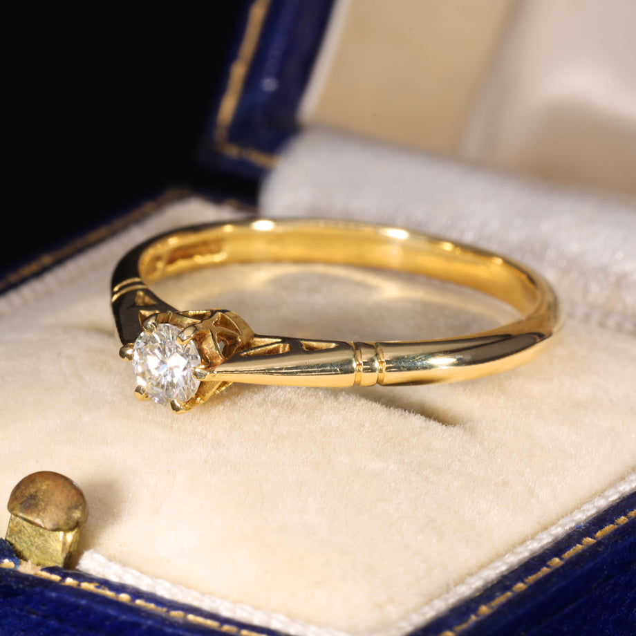The Vintage 1990 Solitaire Brilliant Cut Diamond Petite Ring