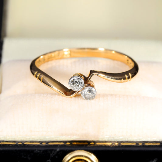 The Antique Toi Et Moi Diamond Dainty Ring