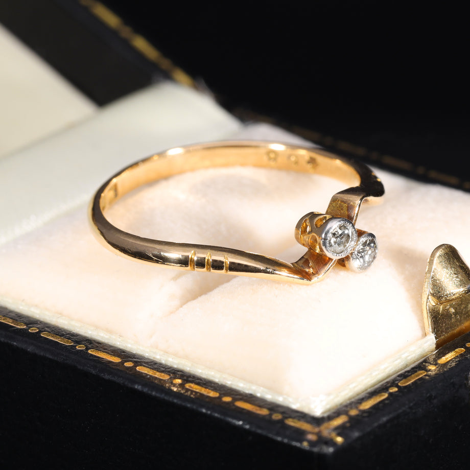 The Antique Toi Et Moi Diamond Dainty Ring