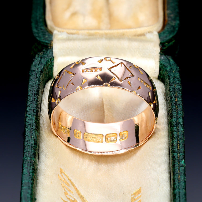 The Antique 1901 Engraved Wedding Ring - Antique Jewellers