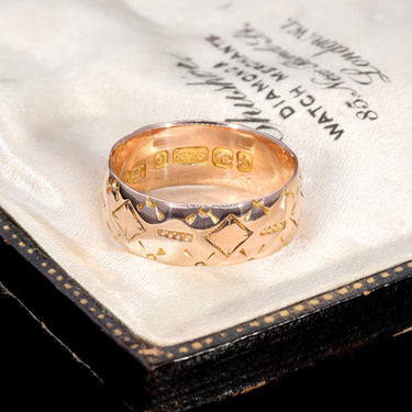 The Antique 1901 Engraved Wedding Ring - Antique Jewellers