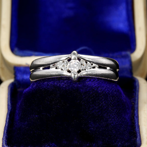 The Vintage 2001 Solitaire Diamond White Gold Ring