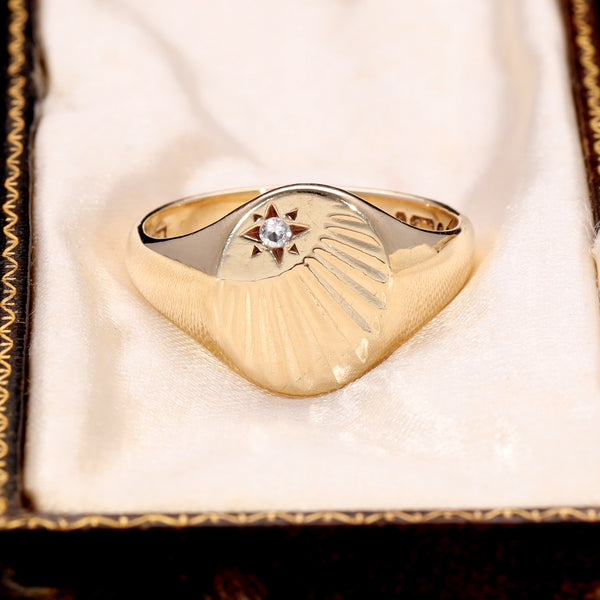 The Vintage 1973 Star and Paste Signet Ring - Antique Jewellers