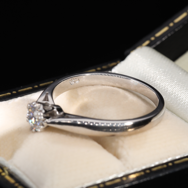 The Vintage White Gold Diamond Classic Ring