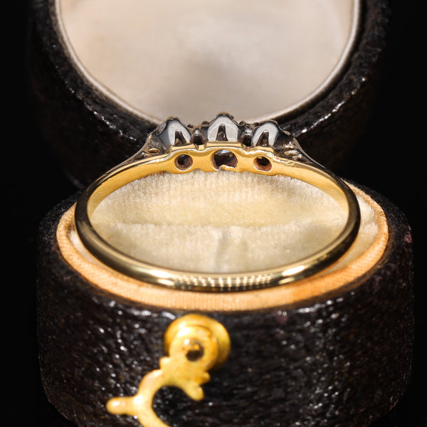 The Vintage Three Diamond Classic Ring