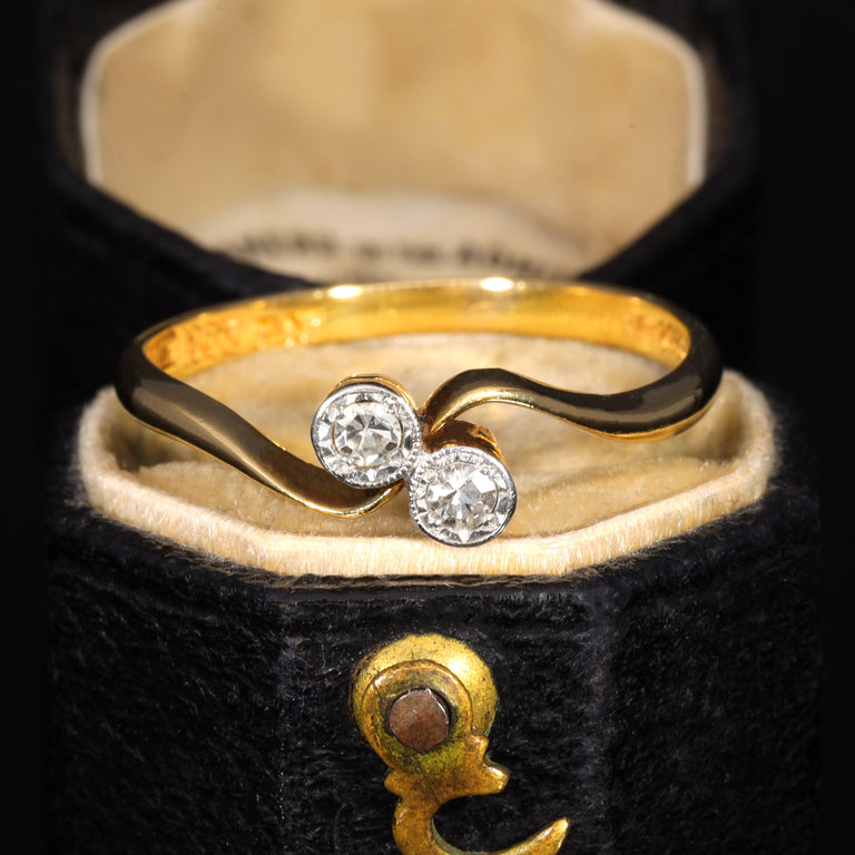 The Vintage Toi Et Moi Eight Cut Diamond Delightful Ring