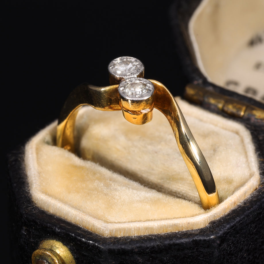 The Vintage Toi Et Moi Eight Cut Diamond Delightful Ring