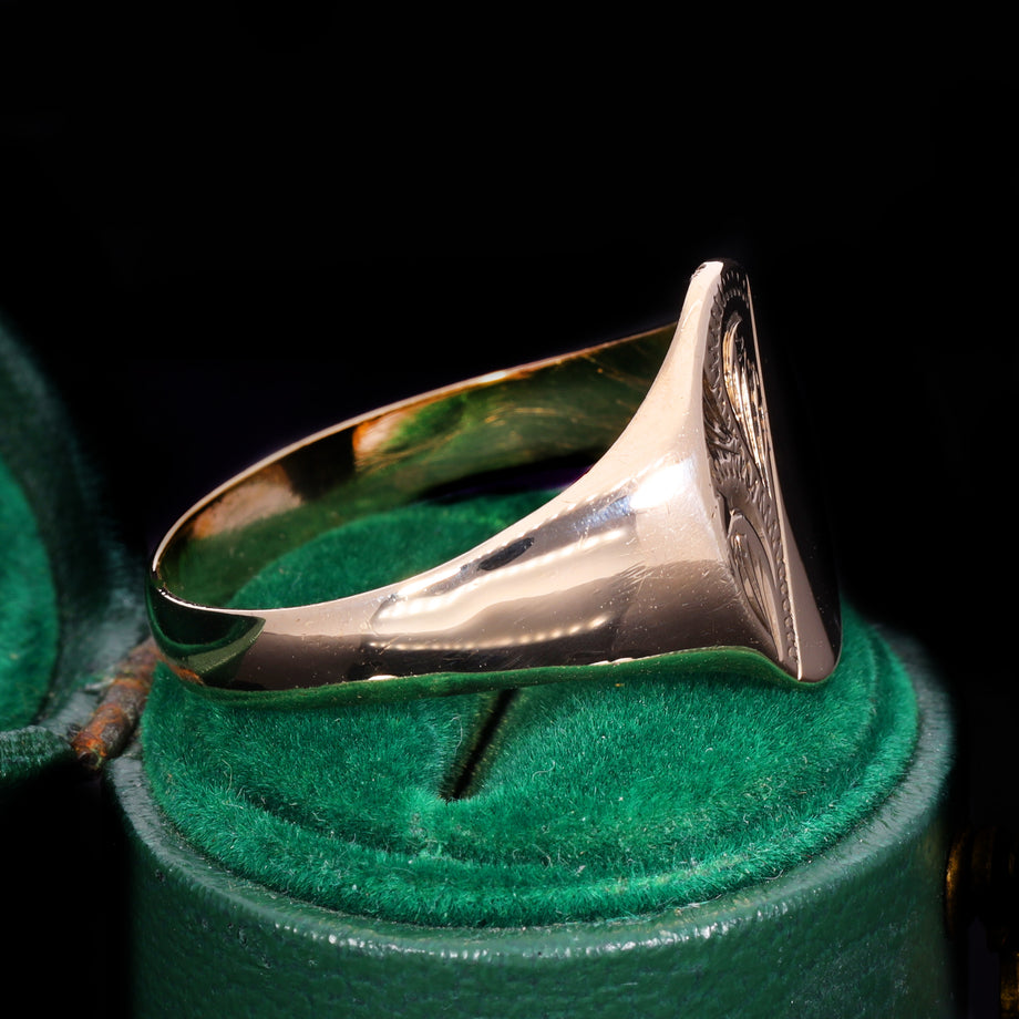 The Vintage 9ct Gold Oval Engraved Signet Ring