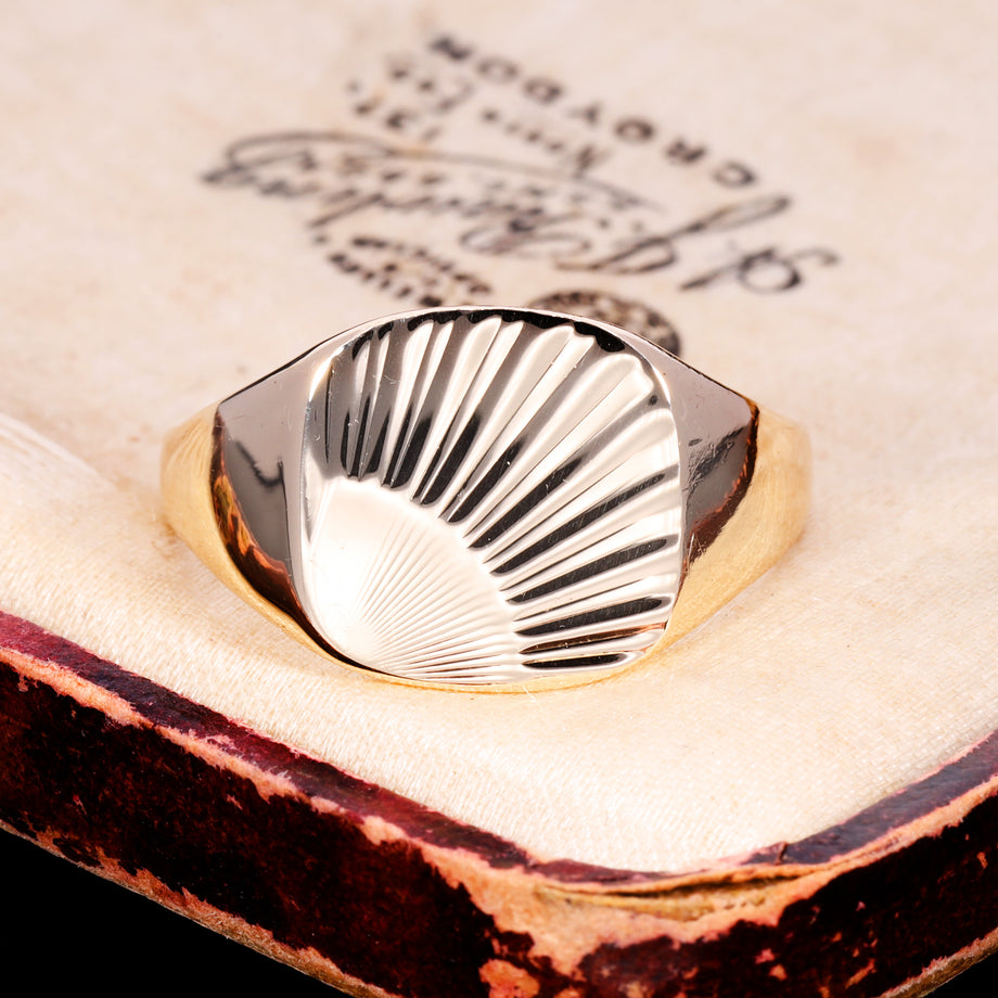 The Vintage 1970 9ct Gold Sunrise Signet Ring