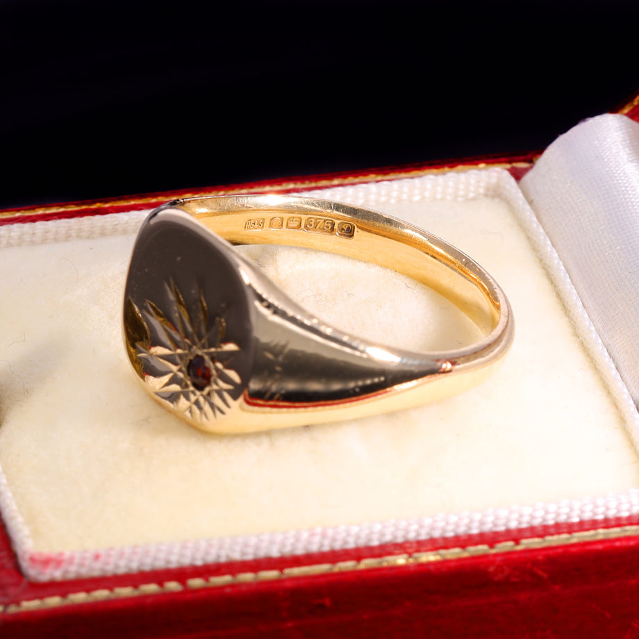 The Vintage 1978 Star Set Garnet Signet Ring