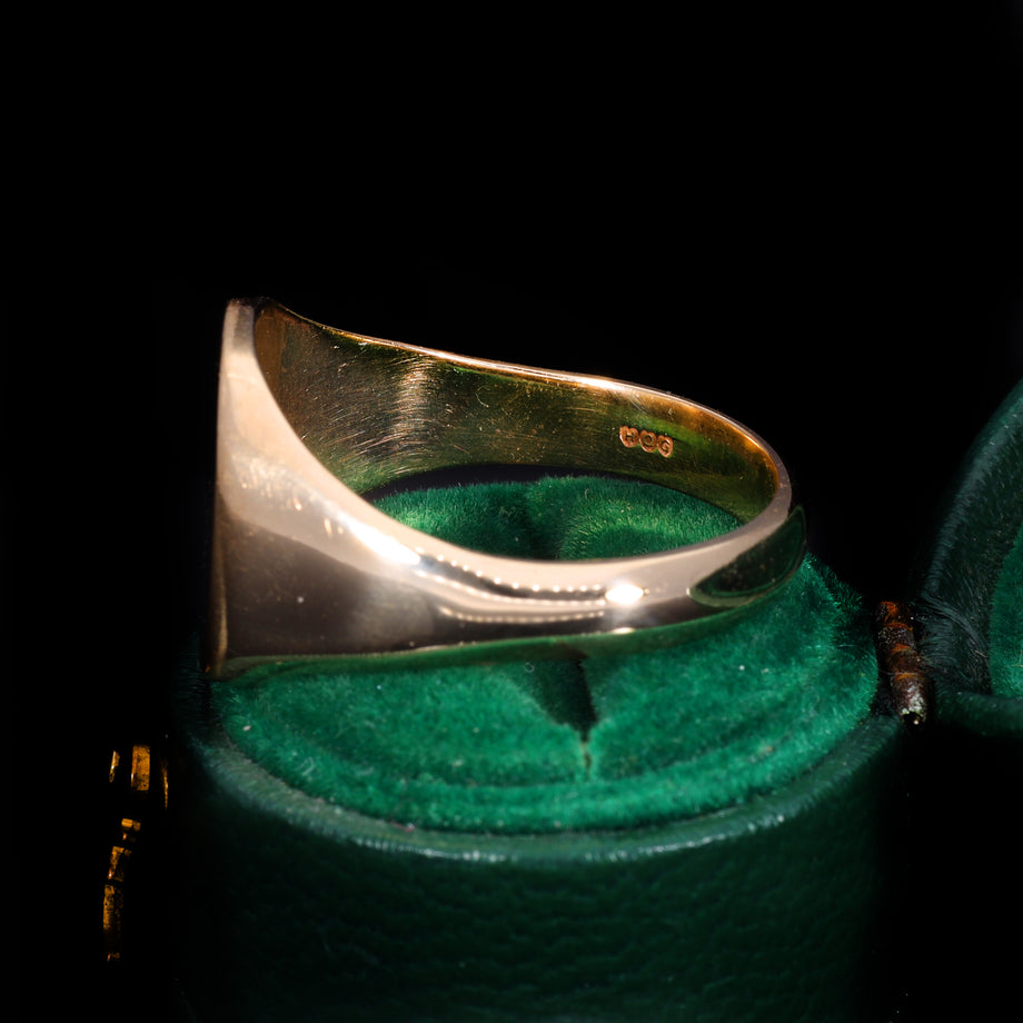 The Vintage 9ct Gold Square Classic Signet Ring