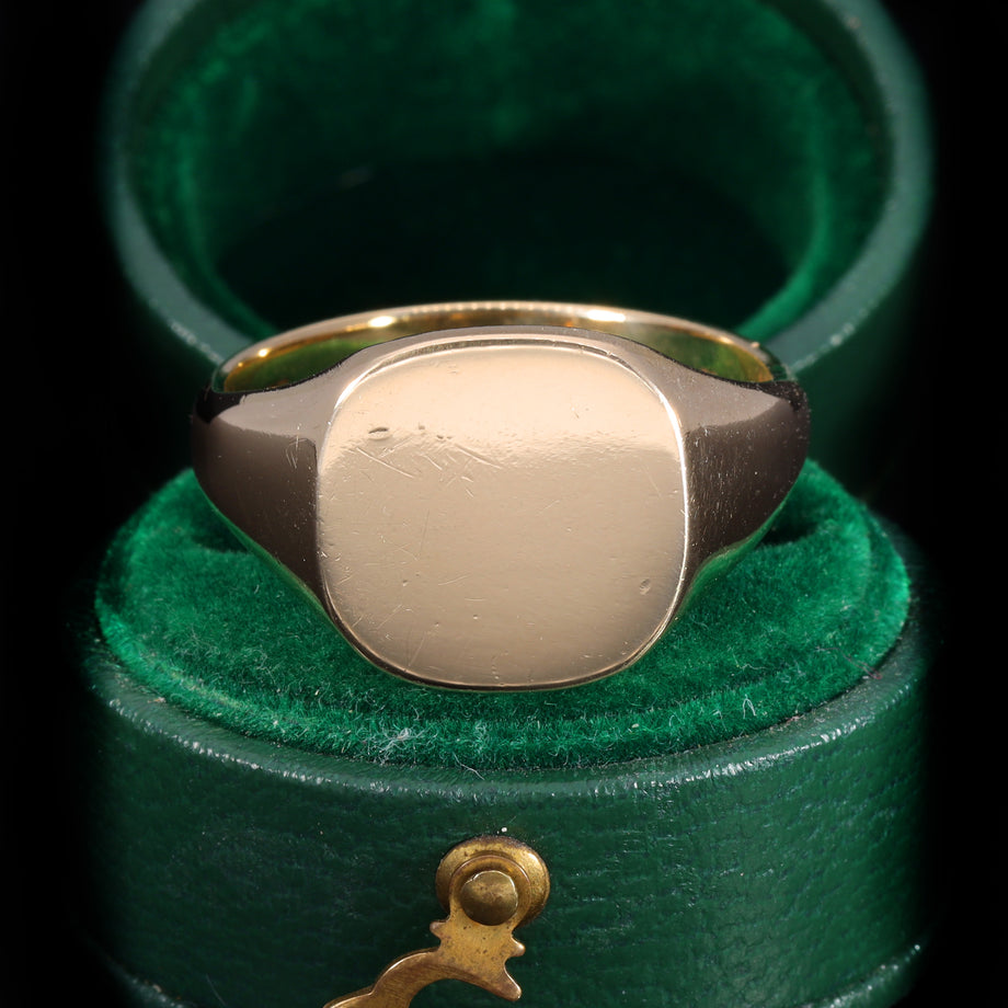 The Vintage 9ct Gold Square Classic Signet Ring