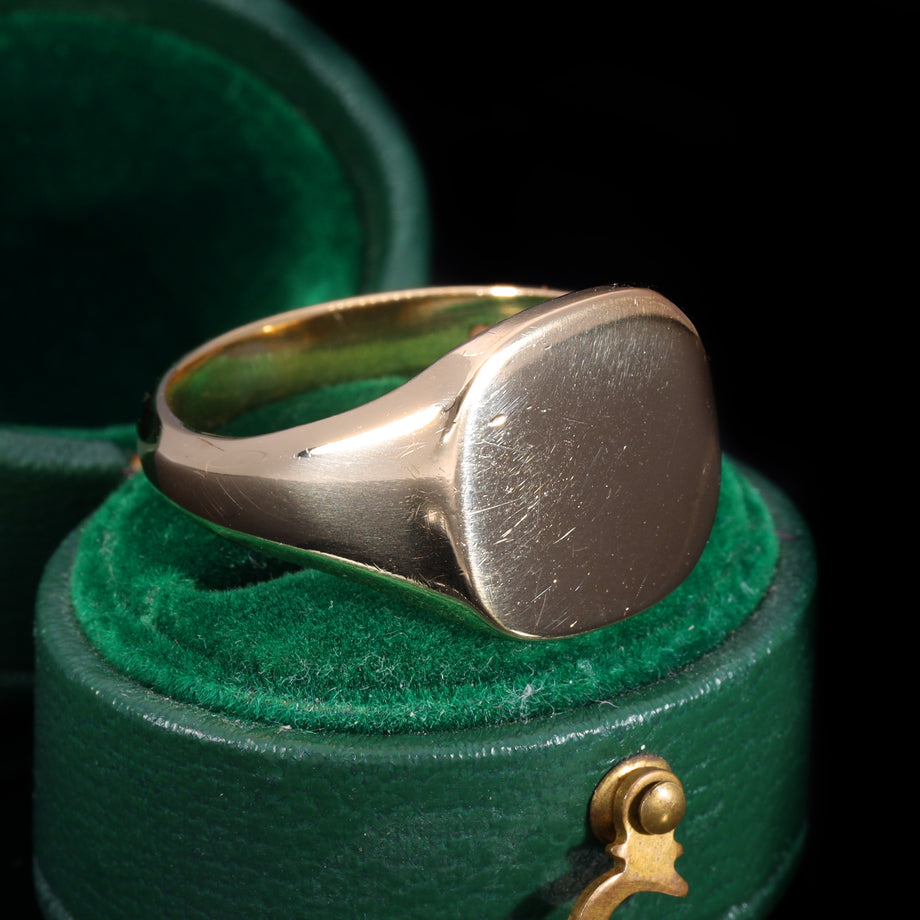 The Vintage 9ct Gold Square Classic Signet Ring