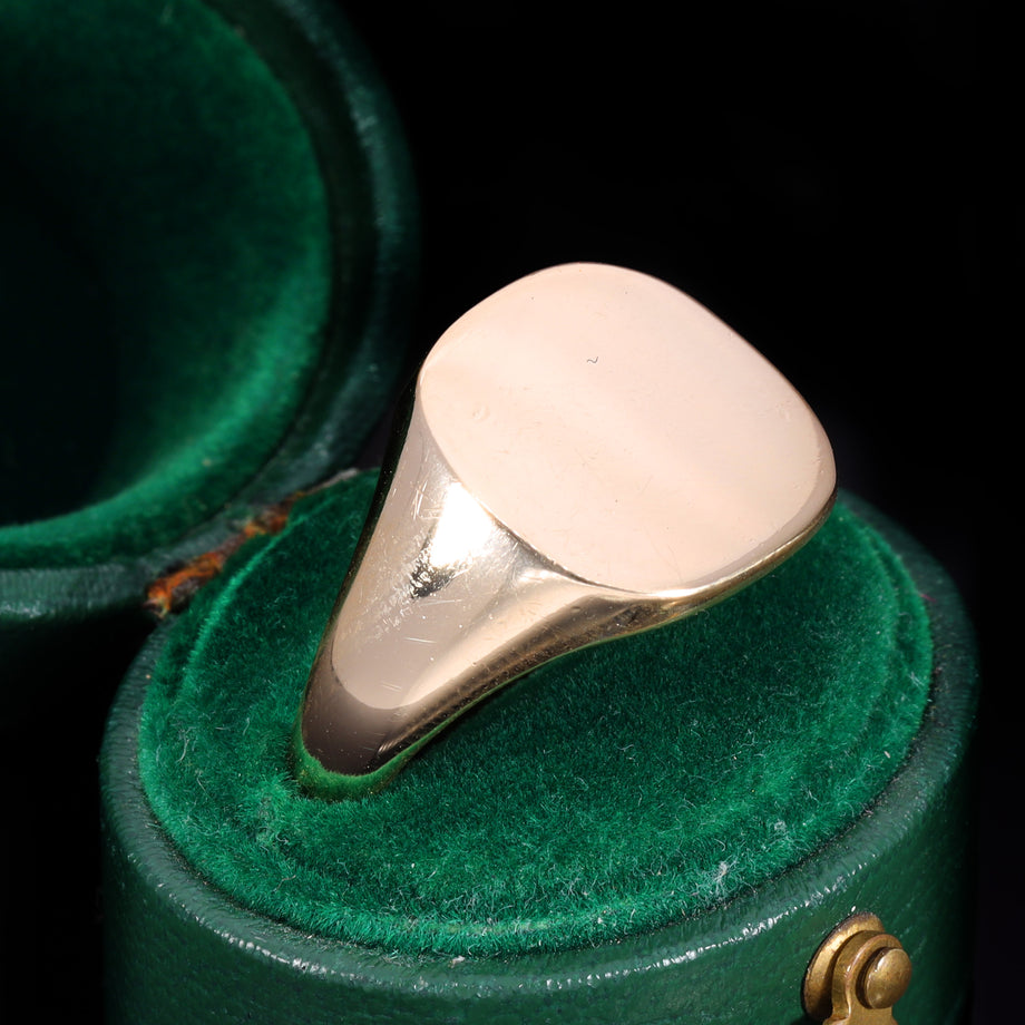 The Vintage 9ct Gold Square Classic Signet Ring