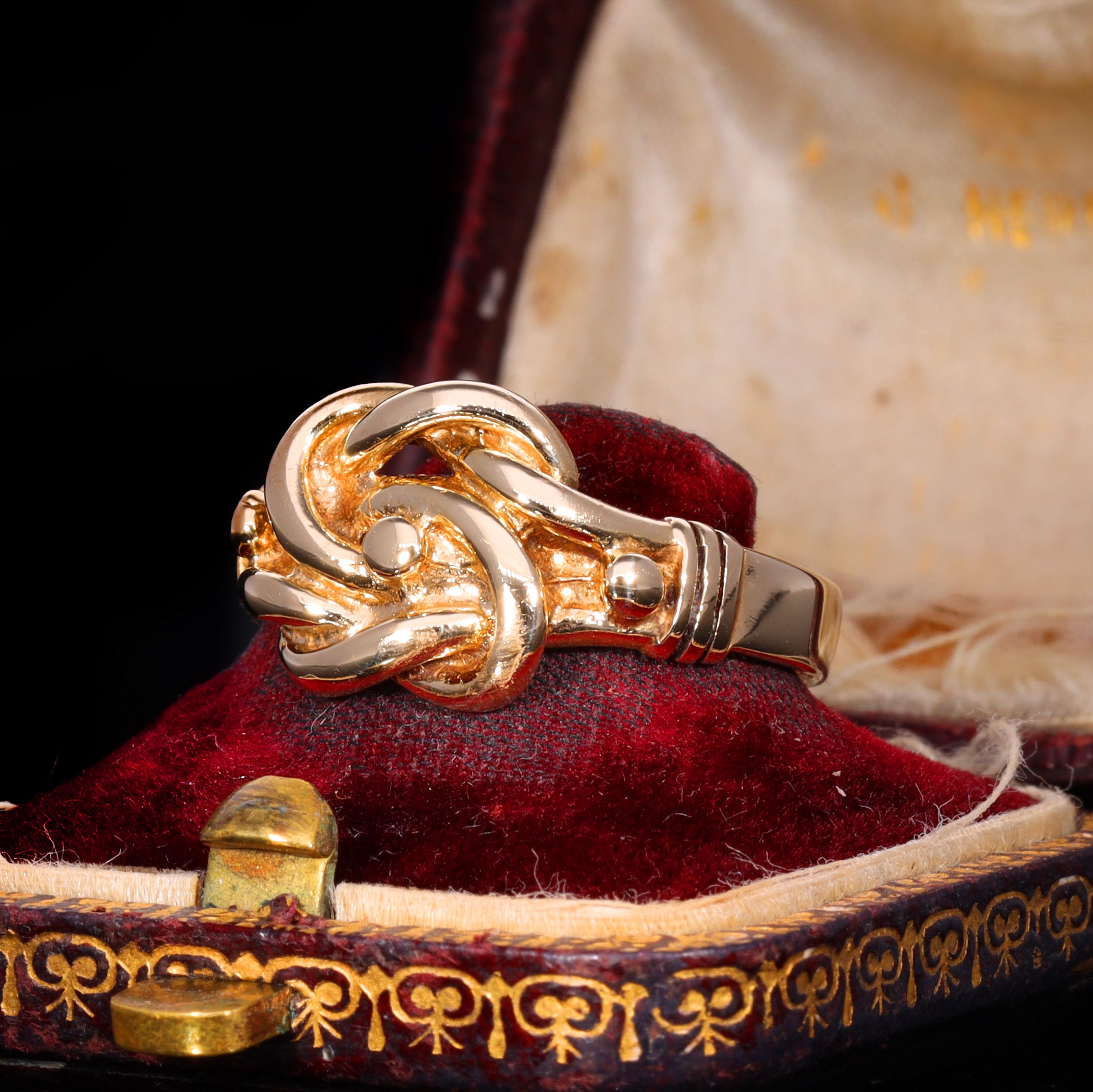英国 vintage gold ring 20号 The Vintage 9ct Gold Puzzle Knot Ring – Antique Jewellers