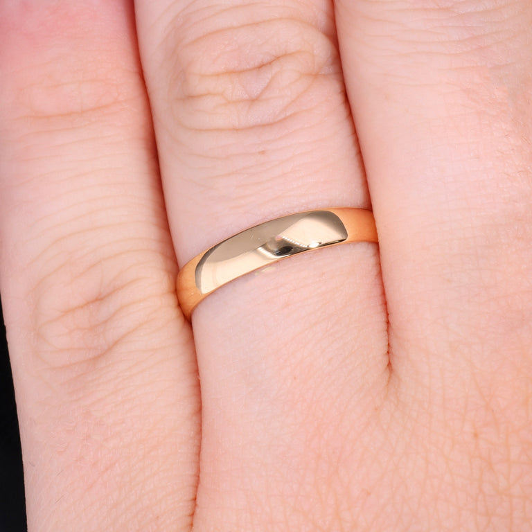 The Antique 1884 18ct Gold Wedding Ring