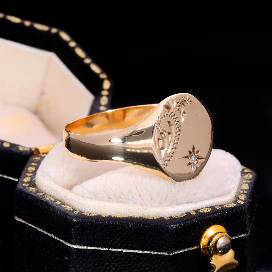 The Vintage 1992 Star Set Diamond Signet Ring