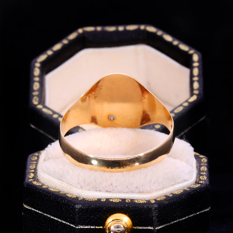 The Vintage 1992 Star Set Diamond Signet Ring