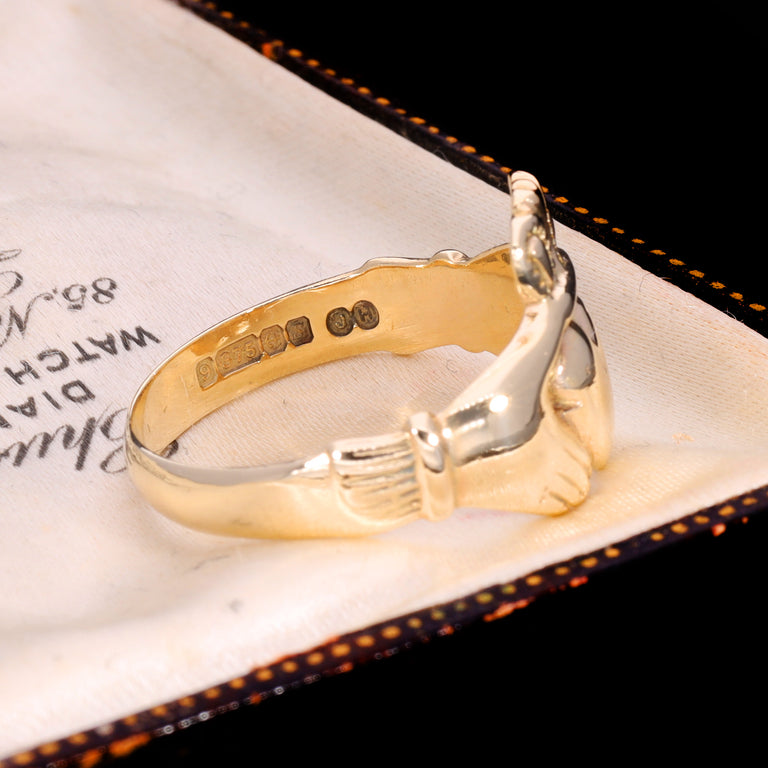 The Vintage 1967 9ct Gold 5.19g Claddagh Ring