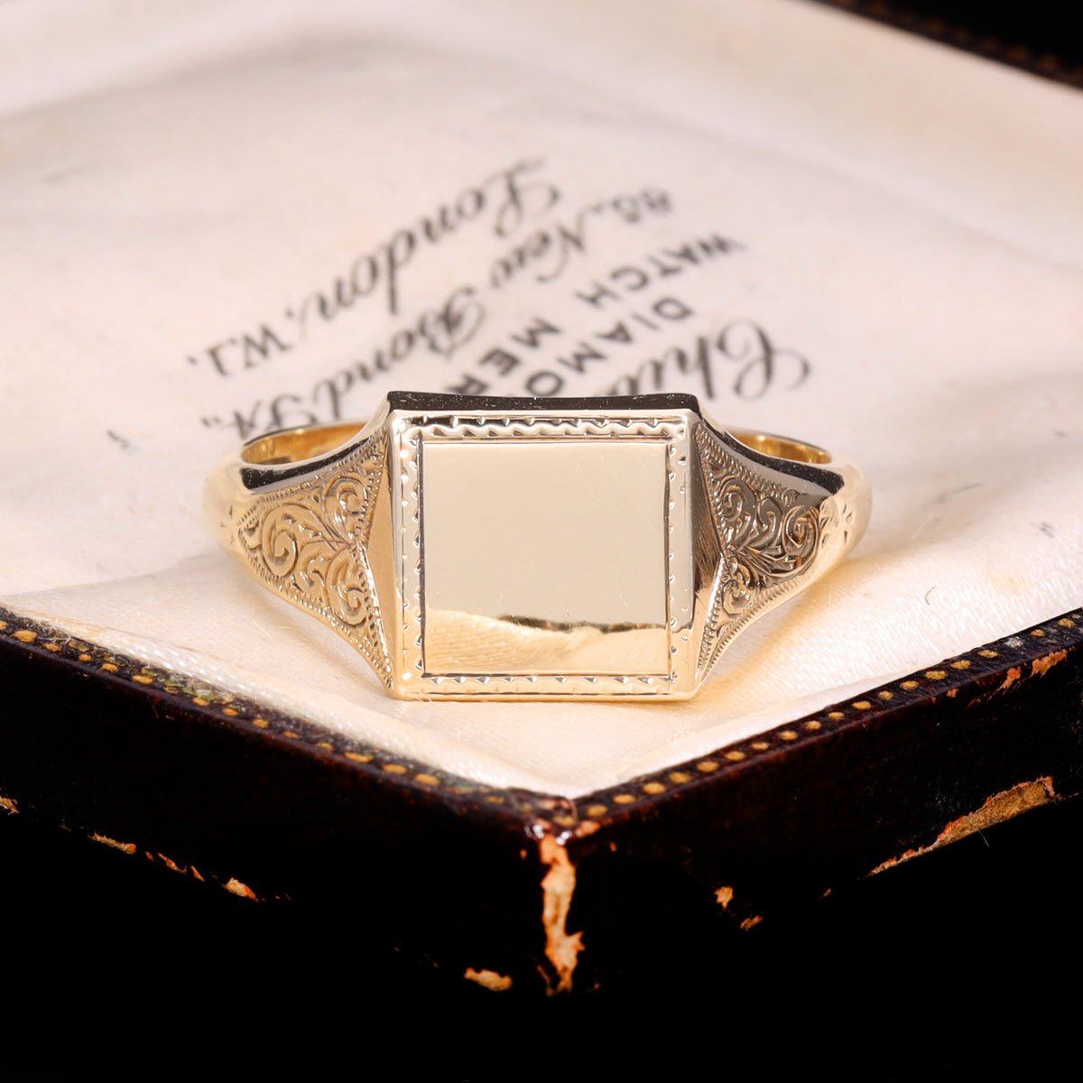 The Vintage 1952 9ct Gold Square Foliate Shoulder Signet Ring