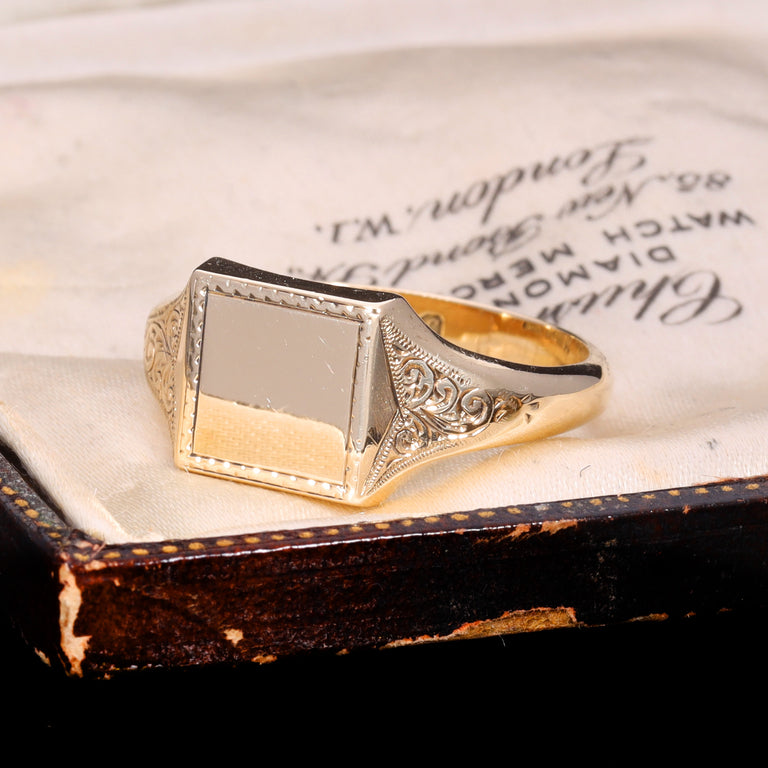 The Vintage 1952 9ct Gold Square Foliate Shoulder Signet Ring