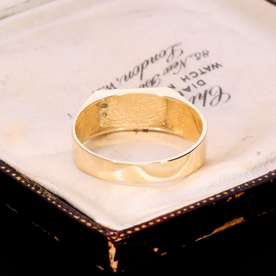 The Vintage 1994 9ct Gold Rectangle Diamond Signet Ring