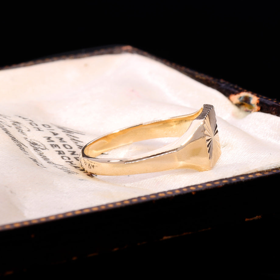 The Vintage 1972 9ct Gold Square Sunburst Signet Ring