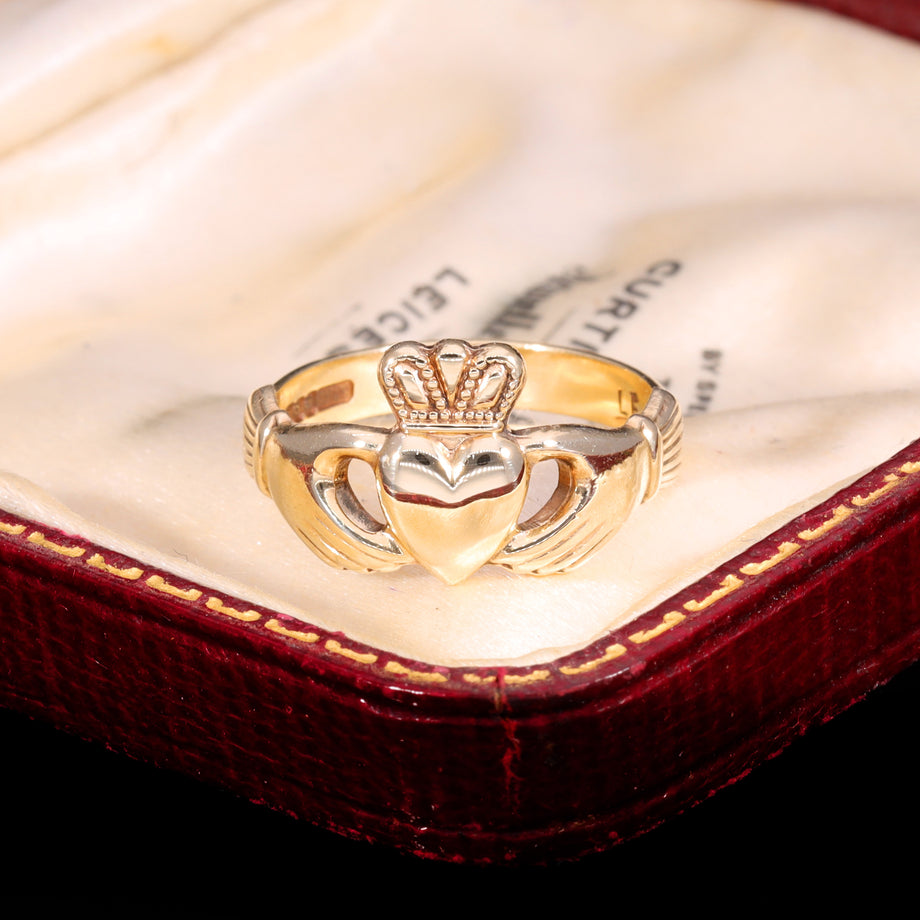 The Vintage 2.63g 9ct Gold Made In Galway Claddagh Ring