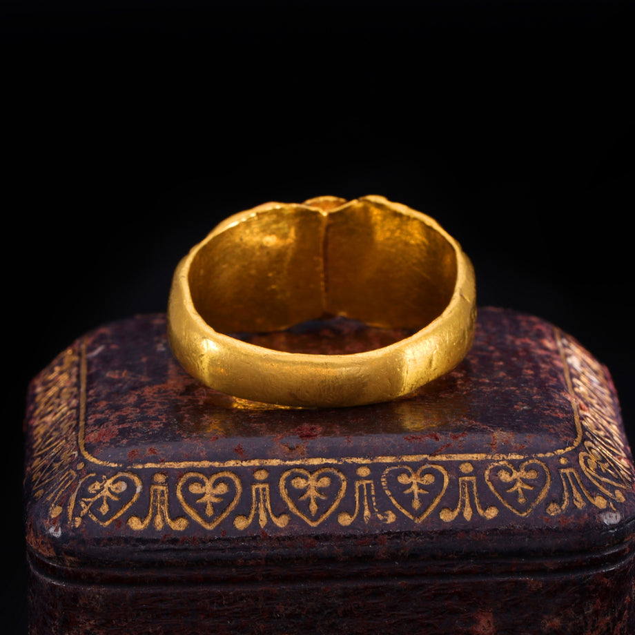 The Ancient Roman Garnet Cabochon Engraved Clover Ring