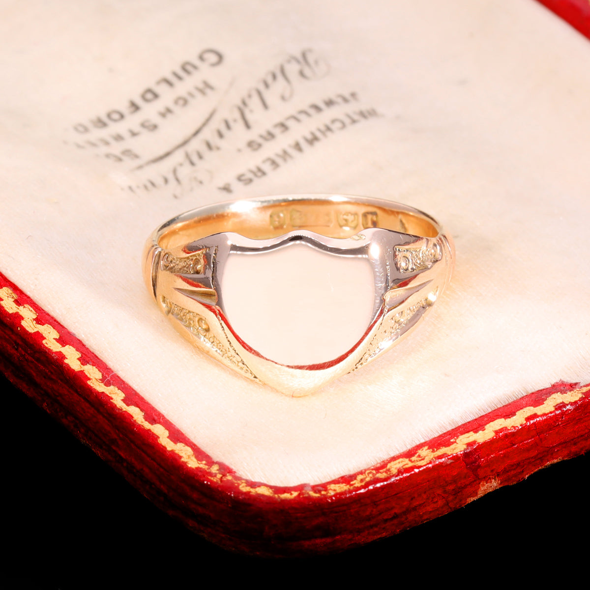 The Antique 1916 9ct Gold Shield Signet Ring