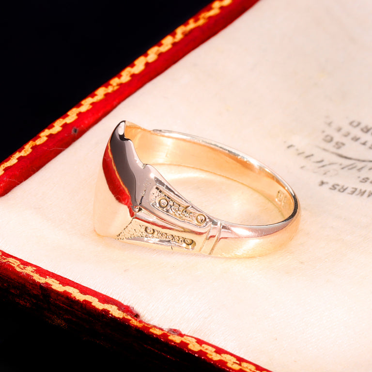 The Antique 1916 9ct Gold Shield Signet Ring