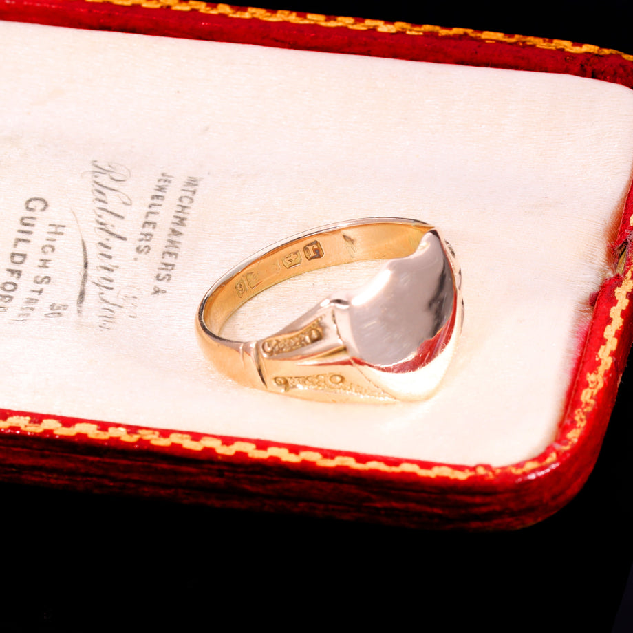 The Antique 1916 9ct Gold Shield Signet Ring