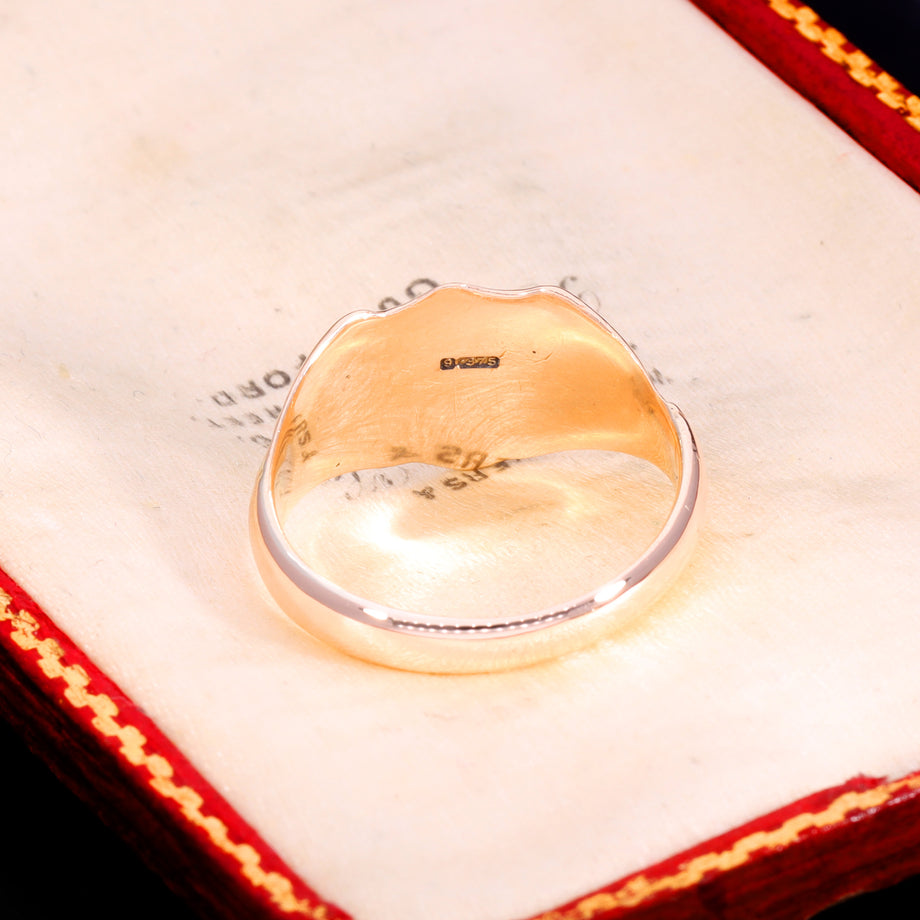 The Antique 1916 9ct Gold Shield Signet Ring
