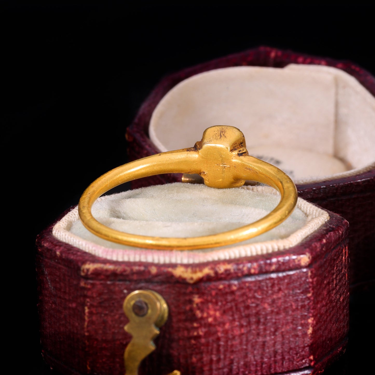 The Ancient Medieval 14th Century Emerald Cabochon Ring