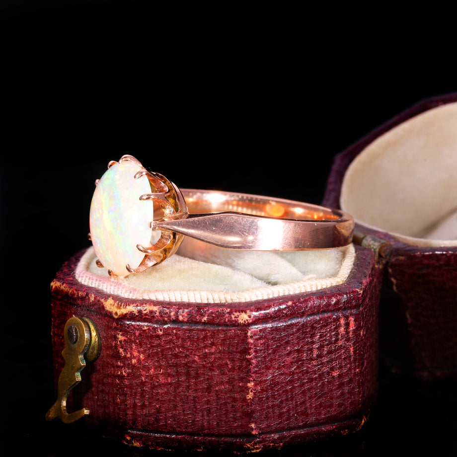 The Vintage 9ct Gold Opal Solitaire Ring