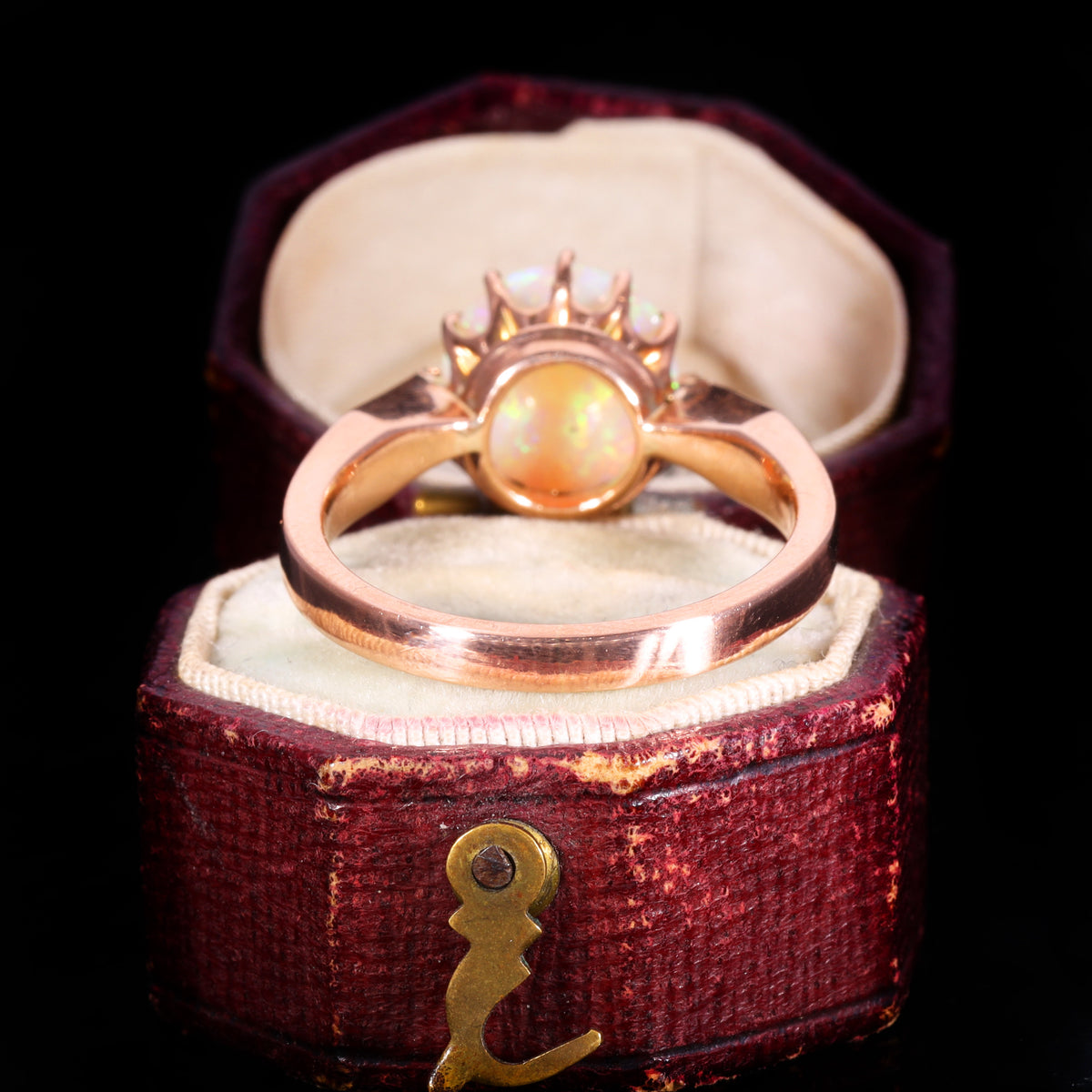 The Vintage 9ct Gold Opal Solitaire Ring