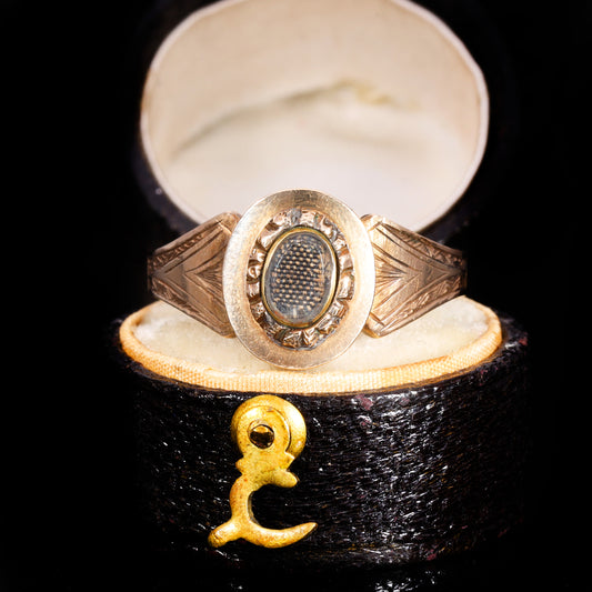 The Antique Victorian 1899 Engraved Shoulder Hairwork Mourning Ring