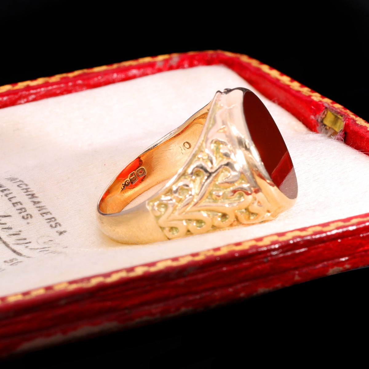 The Antique Carnelian Engraved Shoulder Signet Ring