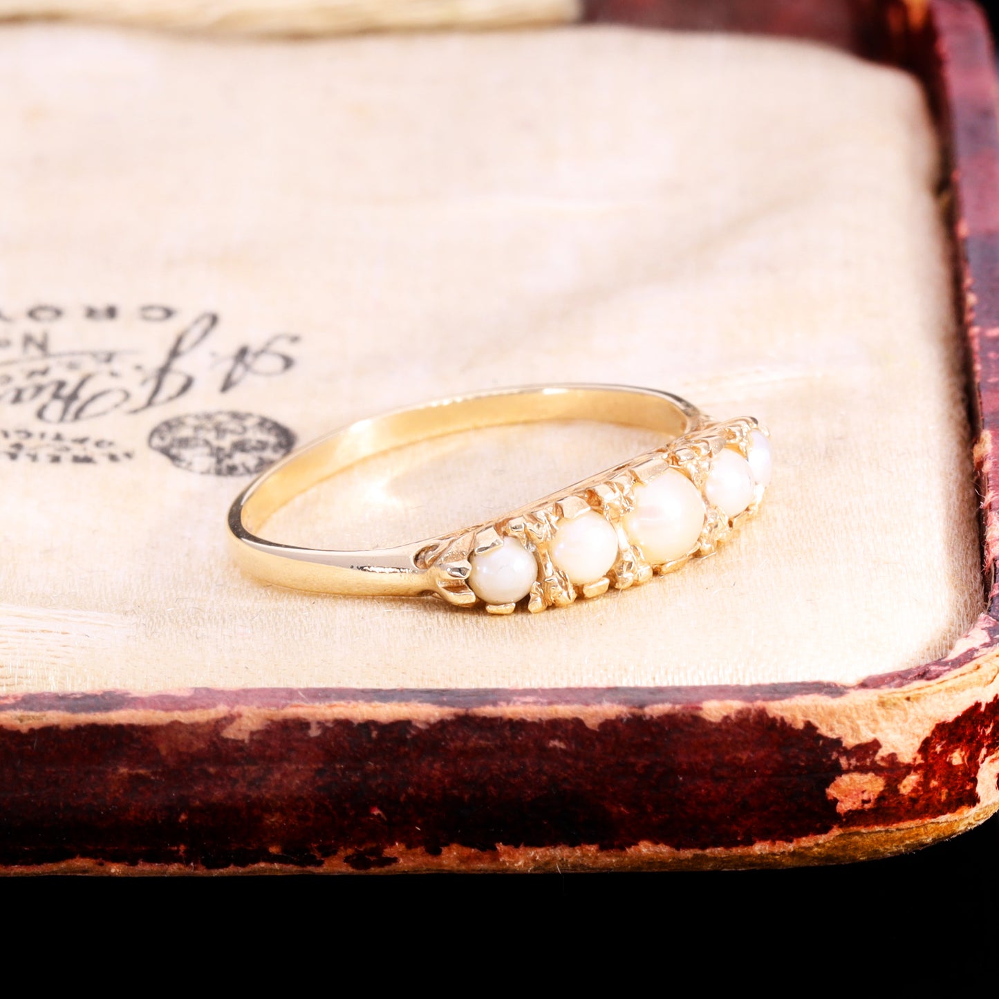 The Vintage 9ct Gold Five Pearl Scrollwork Ring