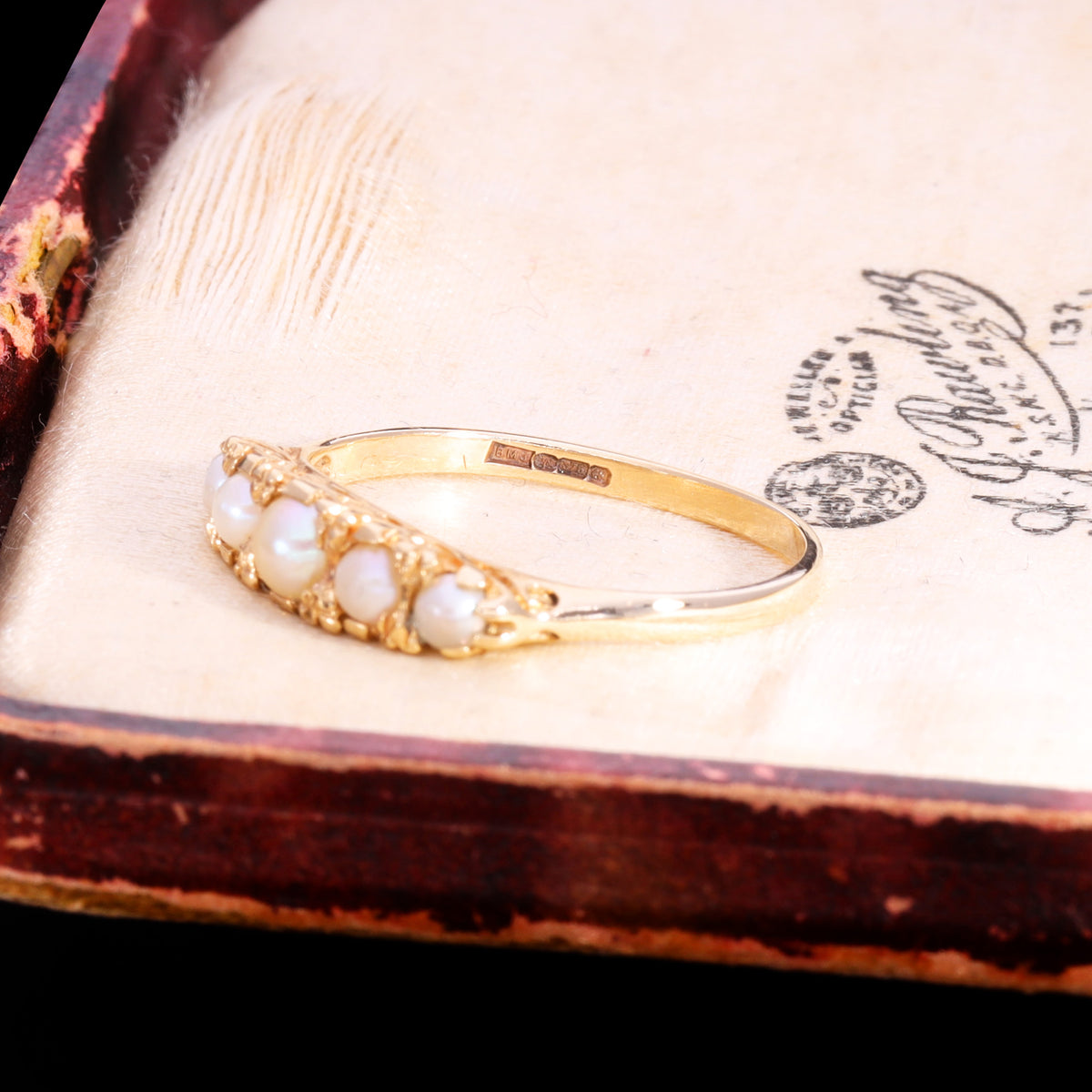 The Vintage 9ct Gold Five Pearl Scrollwork Ring
