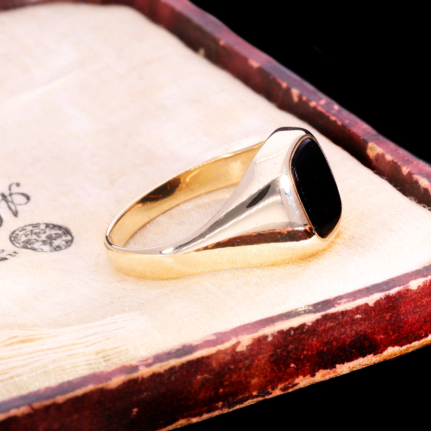 The Vintage 1972 9ct Gold Onyx Signet Ring