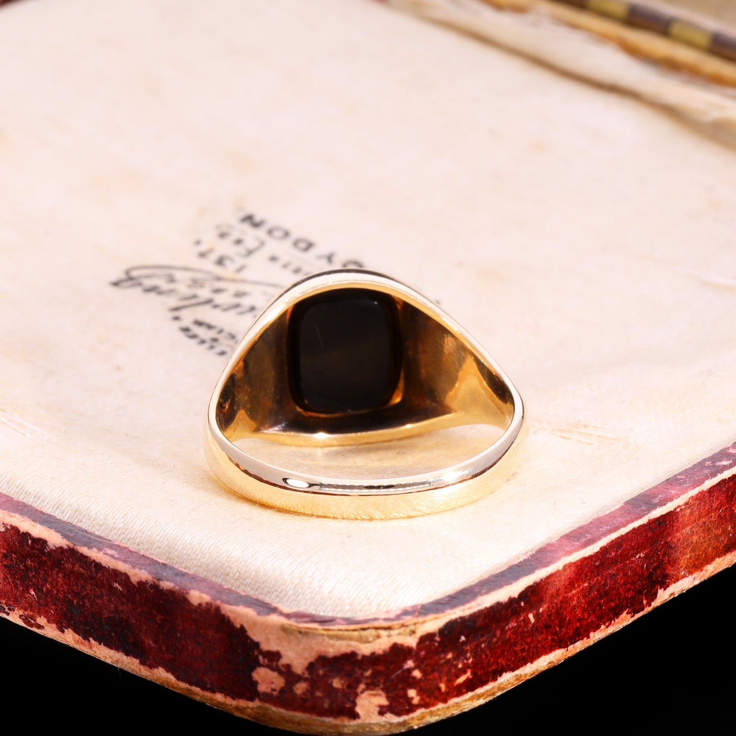 The Vintage 1972 9ct Gold Onyx Signet Ring