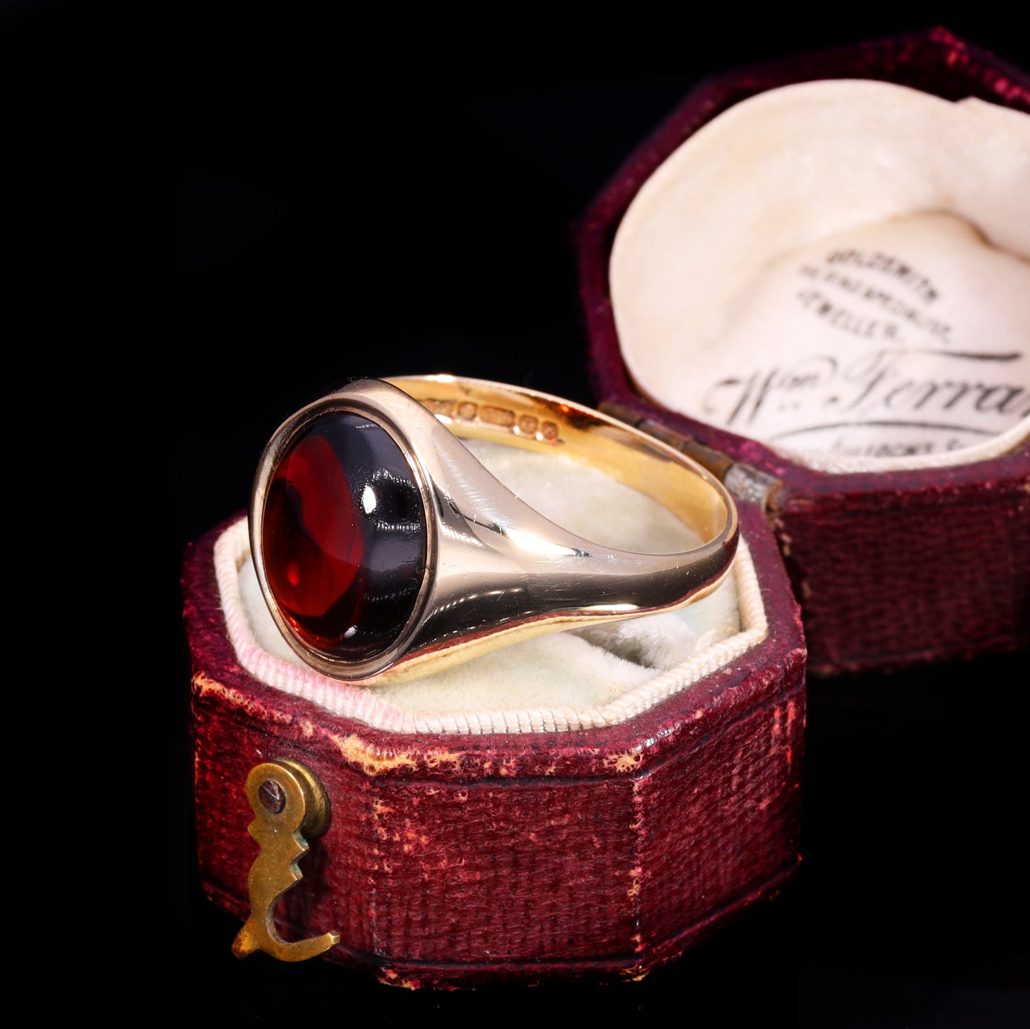 The Vintage 1979 Garnet Cabochon Signet Ring