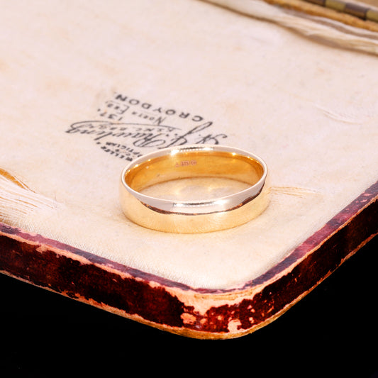 The Vintage 3.98g 9ct Gold Wedding Ring